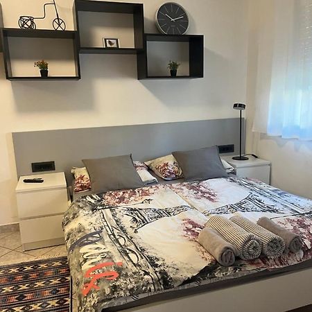 Lounge Appartment Luna ポレッチ エクステリア 写真